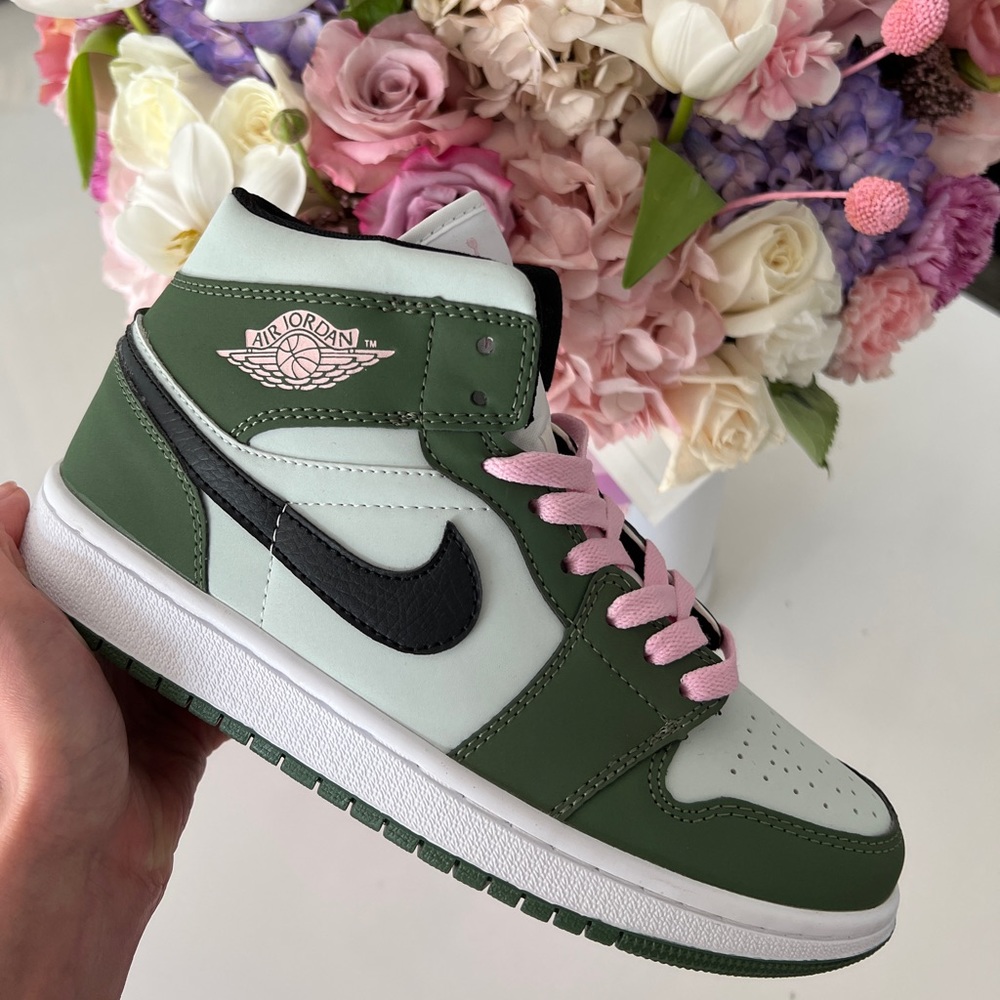 Nike Jordan Green Dutch Unisex Green and Pink